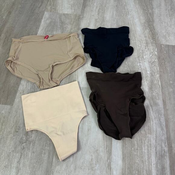 Skims & Spanx Panty Underwear (4) Size Small - Picture 1 of 6